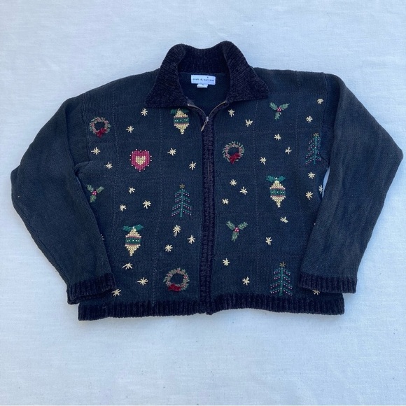 CROFT & BARROW | Christmas Sweater Zip Knit Jacket with Wreath - Picture 1 of 15